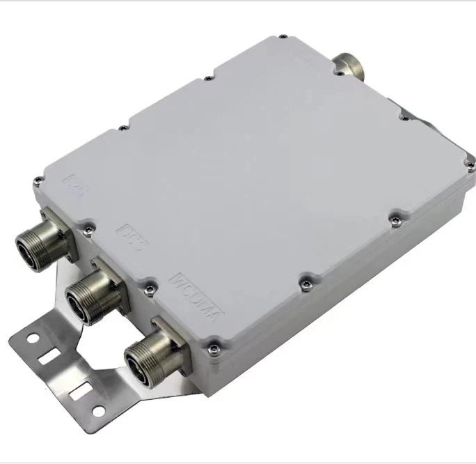 আরএফ ট্রিপ্লেক্সার কম্বিনার